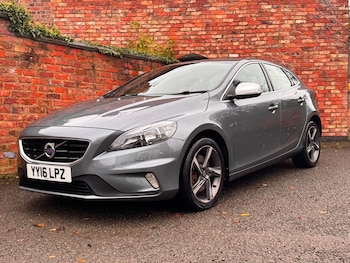 Used Volvo V40 2016 for sale - 76768916: Photo