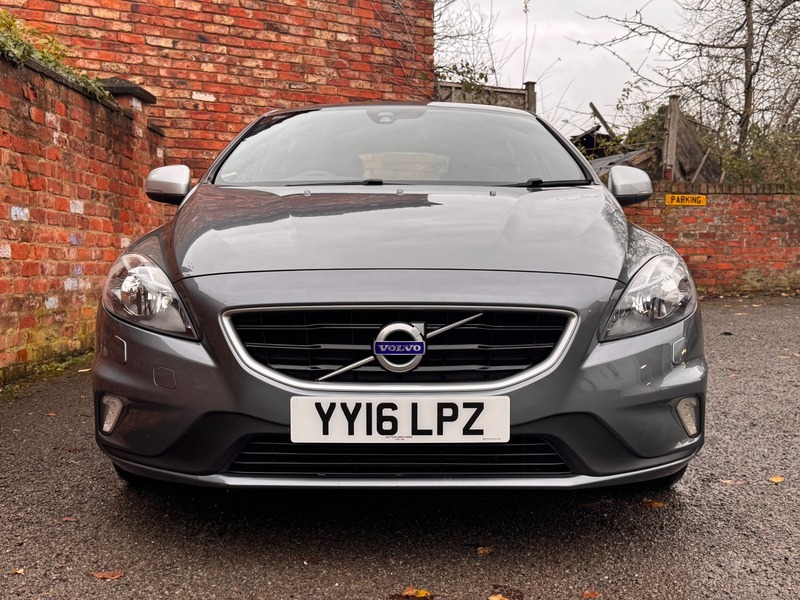 Used Volvo V40 2016 for sale - 76768916: Photo 5