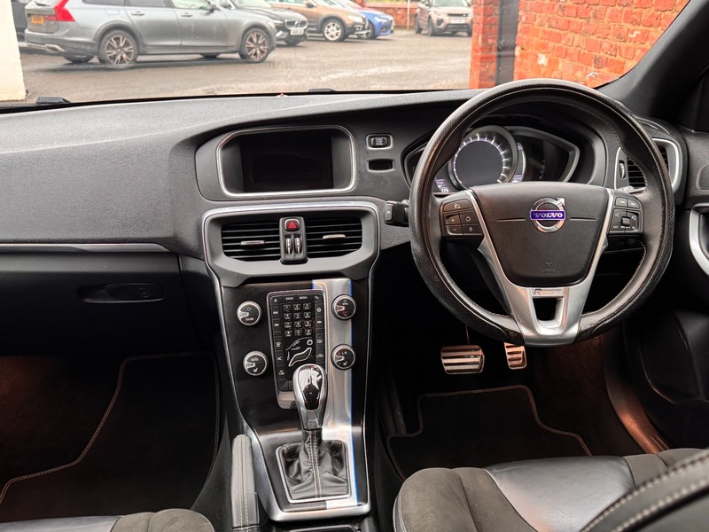 Used Volvo V40 2016 for sale - 76768916: Photo 8