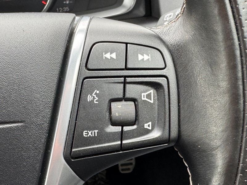 Used Volvo XC60 2016 for sale - 77609641: Photo 17