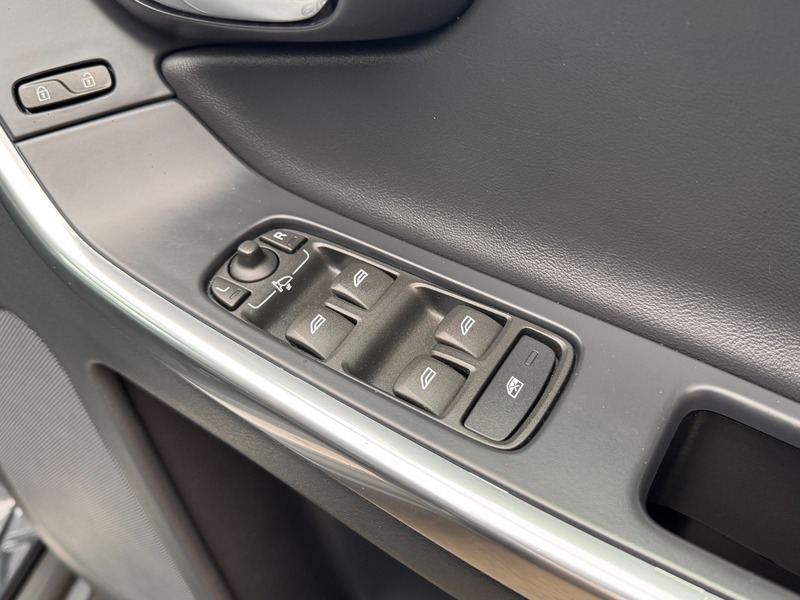 Used Volvo XC60 2016 for sale - 78182278: Photo 15