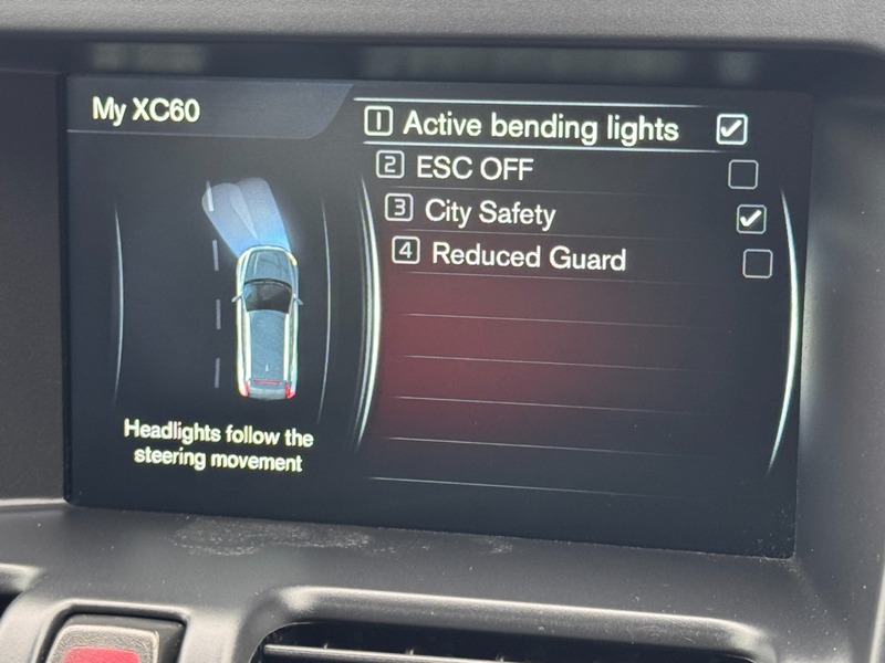 Used Volvo XC60 2016 for sale - 78182278: Photo 25