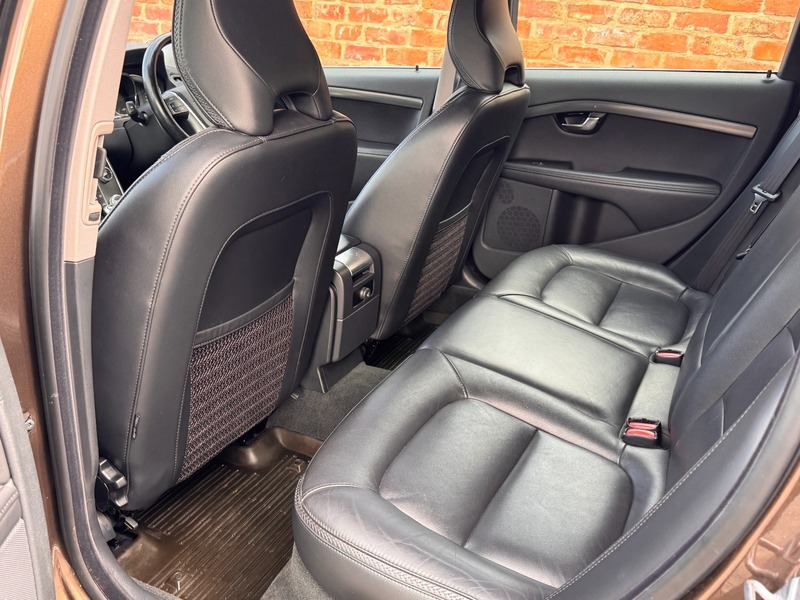 Used Volvo XC70 2016 for sale - 76163729: Photo 6