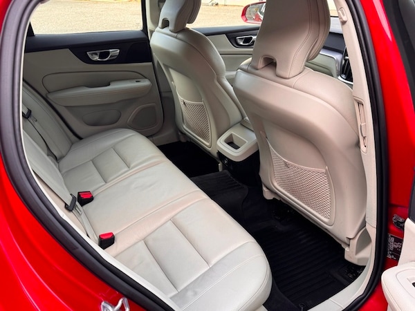 Used Volvo V60 2018 for sale - 76185839: Photo 10