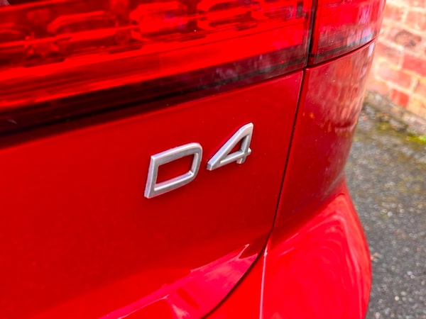 Used Volvo V60 2018 for sale - 76185839: Photo 7