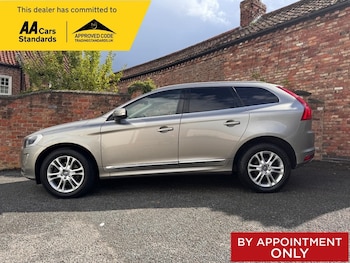 2015 - D4 SE LUX NAV AWD 5-Door