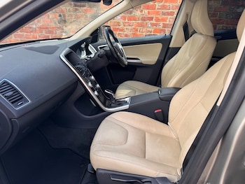 Used Volvo XC60 2015 for sale - 75936638: Photo