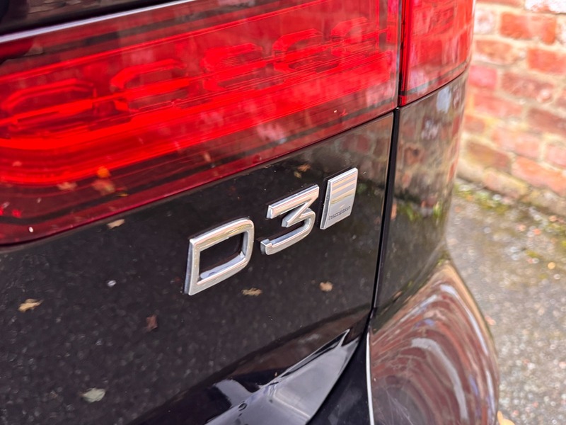 Used Volvo V60 2019 for sale - 76470709: Photo 10