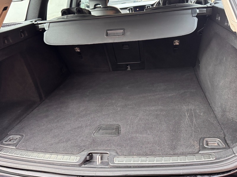 Used Volvo V60 2019 for sale - 76470709: Photo 11