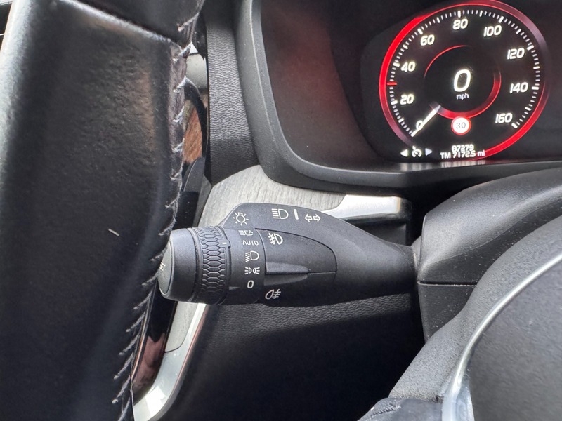 Used Volvo V60 2019 for sale - 76470709: Photo 25