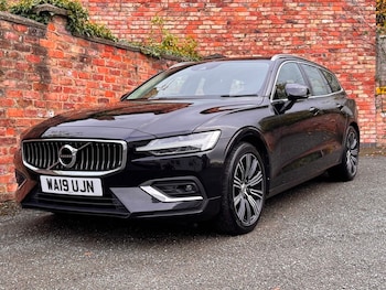 Used Volvo V60 2019 for sale - 76470709: Photo
