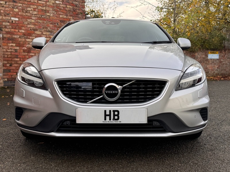 Used Volvo V40 2019 for sale - 76470736: Photo 14