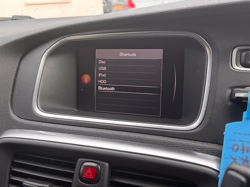 Used Volvo V40 2019 for sale - 76470736: Photo 30