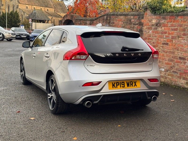 Used Volvo V40 2019 for sale - 76470736: Photo 4