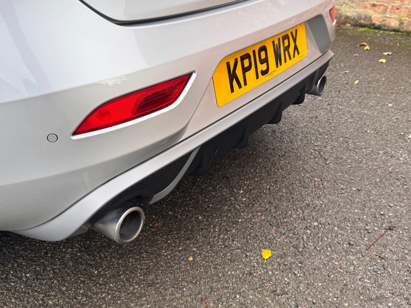 Used Volvo V40 2019 for sale - 76470736: Photo 8