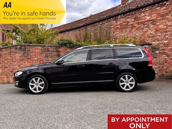 Used Volvo V70 2016 for sale - 79462754: Photo