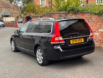 Used Volvo V70 2016 for sale - 79462754: Photo