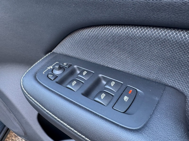 Used Volvo V60 2019 for sale - 77920972: Photo 19