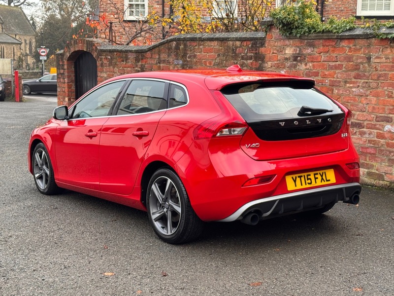 Used Volvo V40 2015 for sale - 76520884: Photo 4