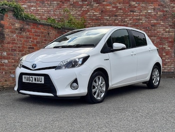 Used Toyota Yaris 2014 for sale - 75924382: Photo