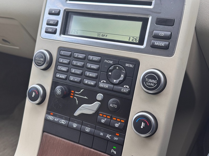 Used Volvo V70 2009 for sale - 76304535: Photo 14