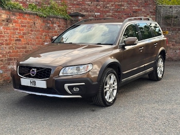 Used Volvo XC70 2016 for sale - 75897687: Photo