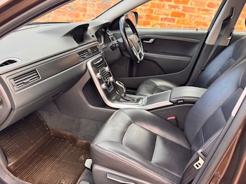 Used Volvo XC70 2016 for sale - 75897687: Photo