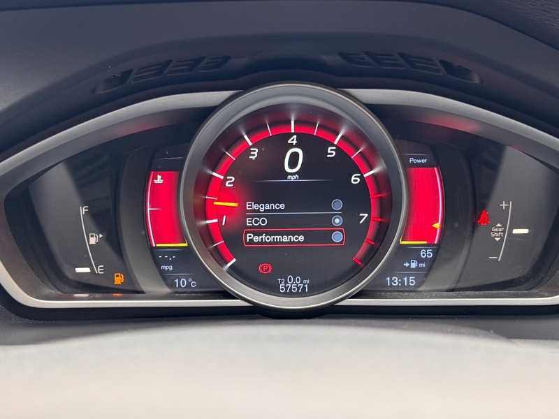 Used Volvo V40 2012 for sale - 77968117: Photo 18