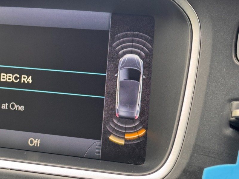 Used Volvo V40 2012 for sale - 77968117: Photo 26