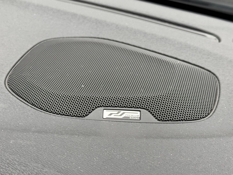 Used Volvo V40 2012 for sale - 77968117: Photo 27