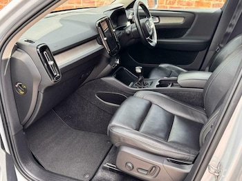 Used Volvo XC40 2019 for sale - 75549168: Photo