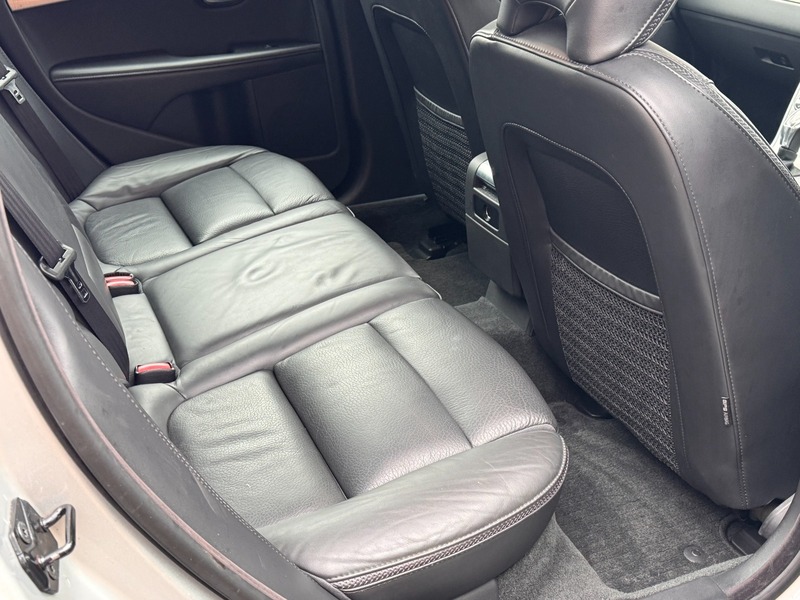 Used Volvo XC70 2013 for sale - 77535617: Photo 10