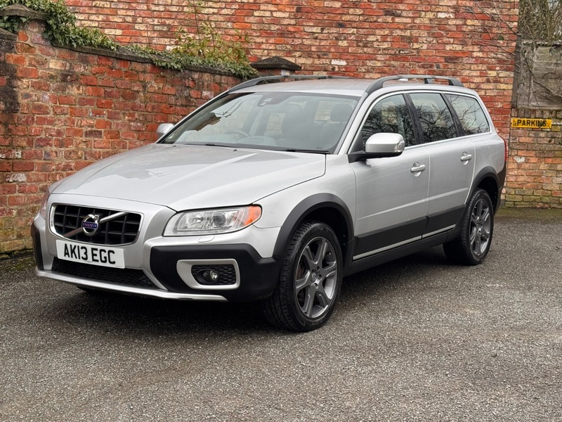 Used Volvo XC70 2013 for sale - 77535617: Photo 14