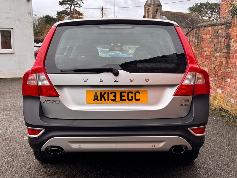 Used Volvo XC70 2013 for sale - 77535617: Photo 6