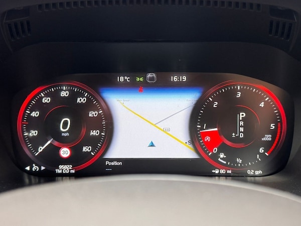 Used Volvo XC60 2018 for sale - 75620209: Photo 9