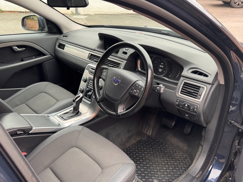 Used Volvo V70 2014 for sale - 76292245: Photo 11