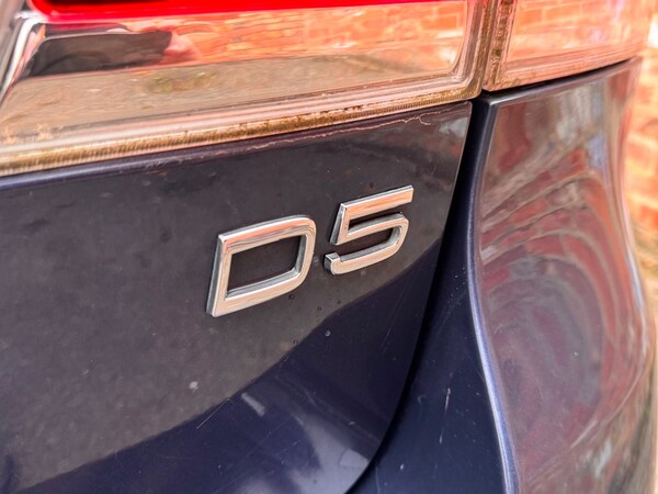 Used Volvo V70 2014 for sale - 76292245: Photo 8