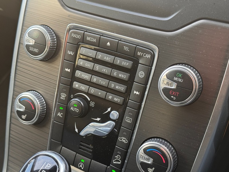 Used Volvo XC70 2016 for sale - 76699080: Photo 19