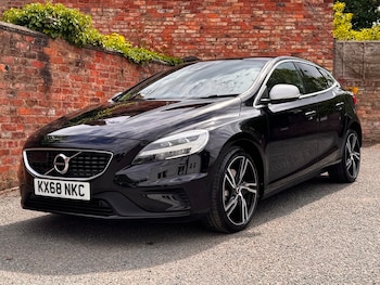 Used Volvo V40 2018 for sale - 78750014: Photo