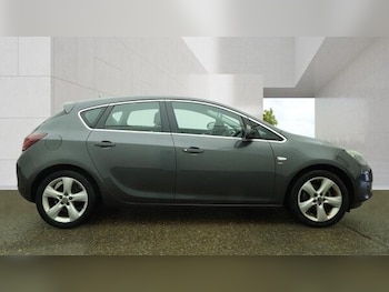 Used Vauxhall Astra 2012 for sale - 78622921: Photo