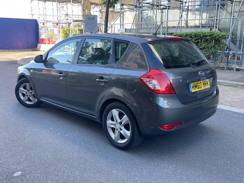 Used Kia Ceed 2010 for sale - 78429429: Photo