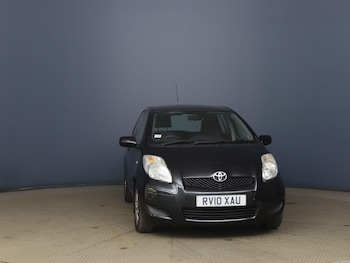 Used Toyota Yaris 2010 for sale - 78822811: Photo