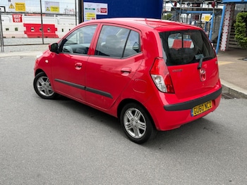 Used Hyundai i10 2010 for sale - 78608957: Photo