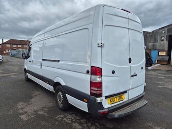 Used Mercedes-Benz Sprinter 2017 for sale - 77879990: Photo