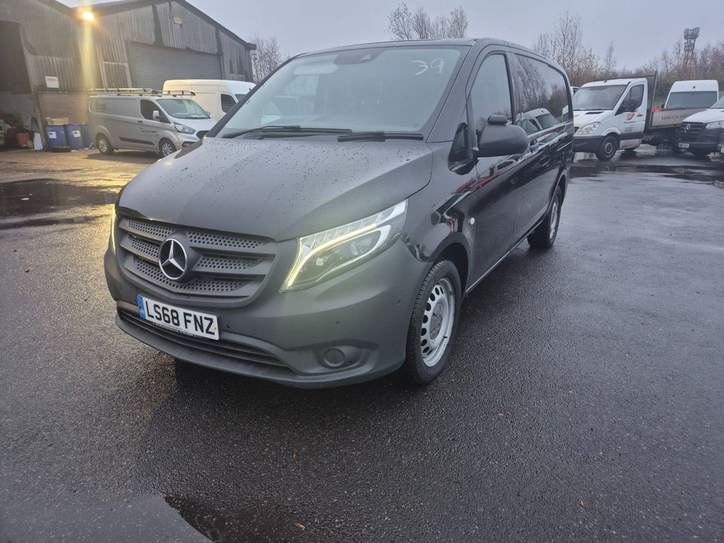 Used Mercedes-Benz Vito 2018 for sale - 76751302: Photo 2