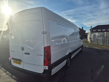 Used Mercedes-Benz Sprinter 2021 for sale - 77667773: Photo