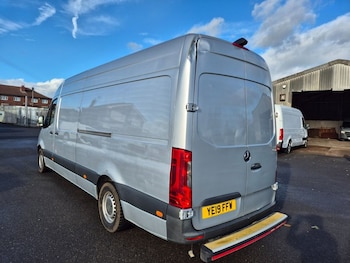 Used Mercedes-Benz Sprinter 2019 for sale - 76570167: Photo