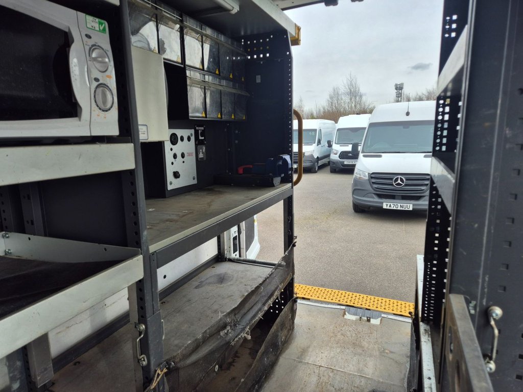 Used Ford Transit 2018 for sale - 77991323: Photo 8