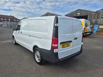Used Mercedes-Benz Vito 2021 for sale - 76056698: Photo