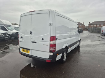 Used Mercedes-Benz Sprinter 2015 for sale - 76536015: Photo